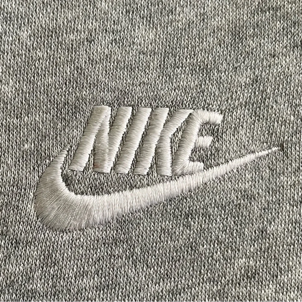 Nike Gray Men's Fleece Cotton Joggers Sweatpants Large Elastic Cuff Drawstring